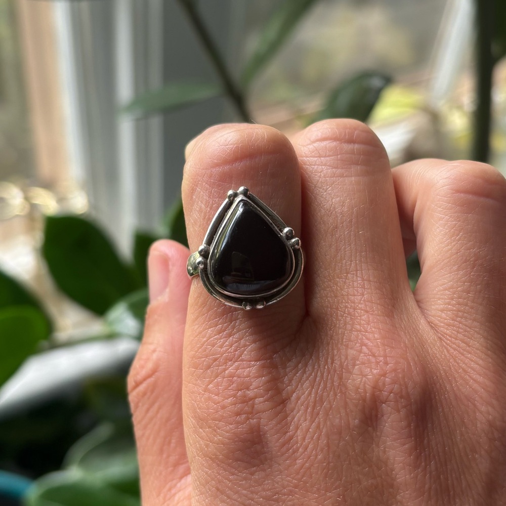 Sterling Silver and Black Teardrop Ring